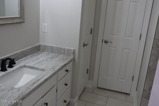 8316 Martin Bluff Road, Gautier, MS 39553