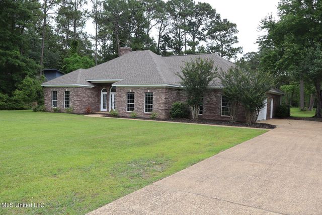 8316 Martin Bluff Road, Gautier, MS 39553