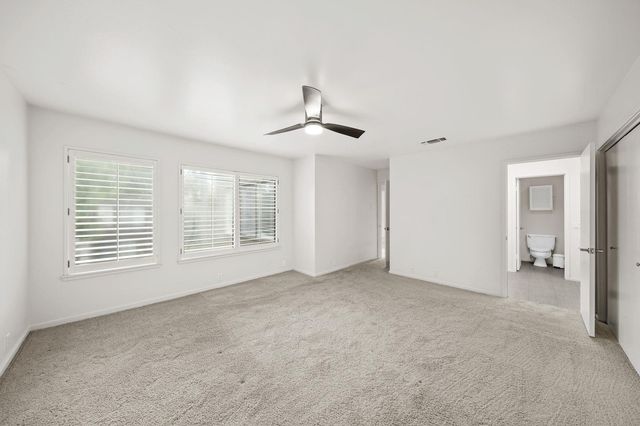 11 Litchfield Lane, Houston, TX 77024