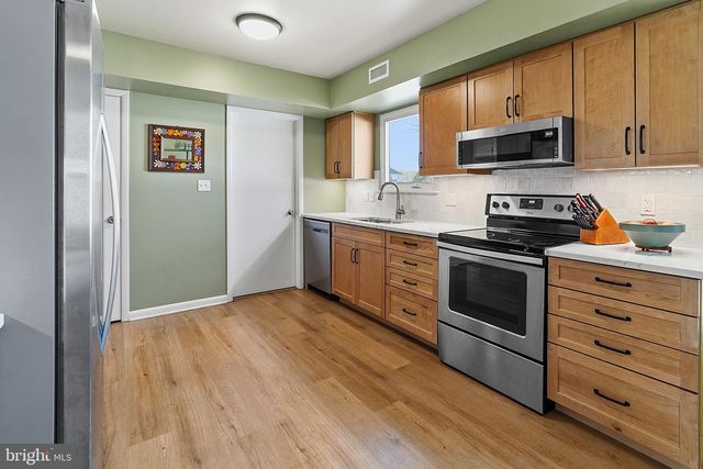 20 ORCHARD LN, Westampton, NJ 08060