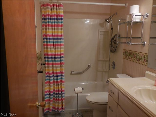 1554 Empire Road, Wickliffe, OH 44092
