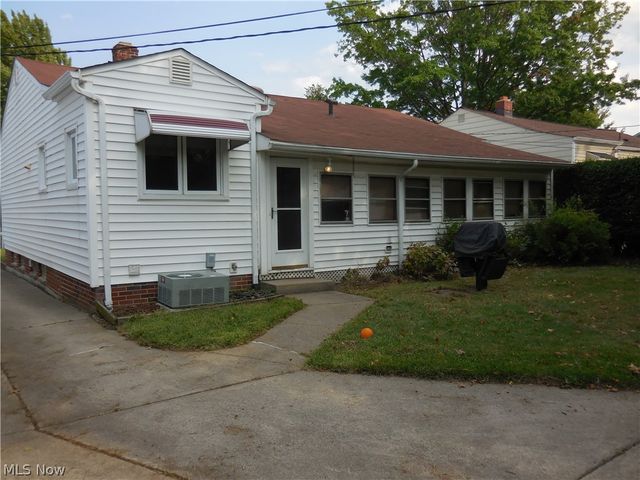 1554 Empire Road, Wickliffe, OH 44092