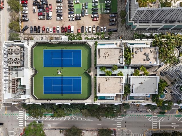 851 NE 1st Ave 1101, Miami, FL 33132