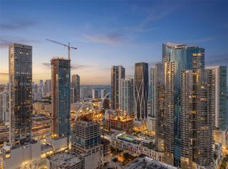 851 NE 1st Ave 1101, Miami, FL 33132