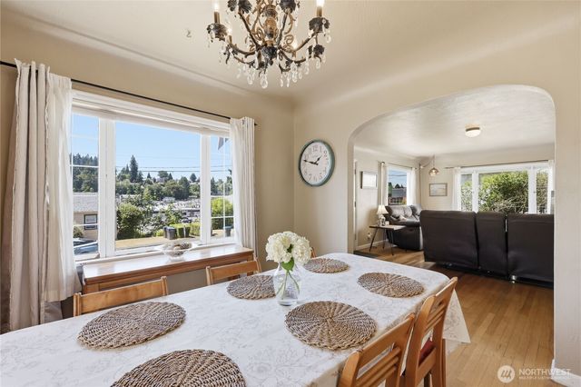 332 Bryan Avenue, Bremerton, WA 98312