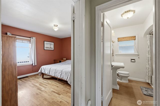 332 Bryan Avenue, Bremerton, WA 98312