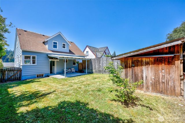 332 Bryan Avenue, Bremerton, WA 98312