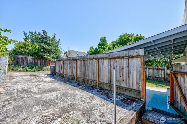 332 Bryan Avenue, Bremerton, WA 98312