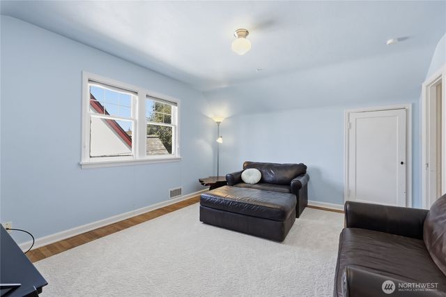 332 Bryan Avenue, Bremerton, WA 98312