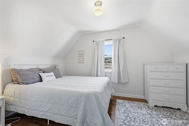 332 Bryan Avenue, Bremerton, WA 98312