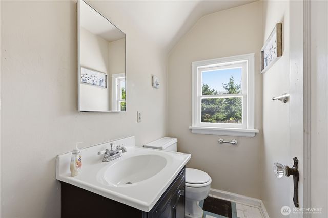 332 Bryan Avenue, Bremerton, WA 98312