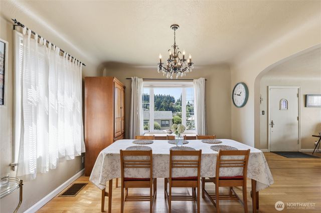 332 Bryan Avenue, Bremerton, WA 98312