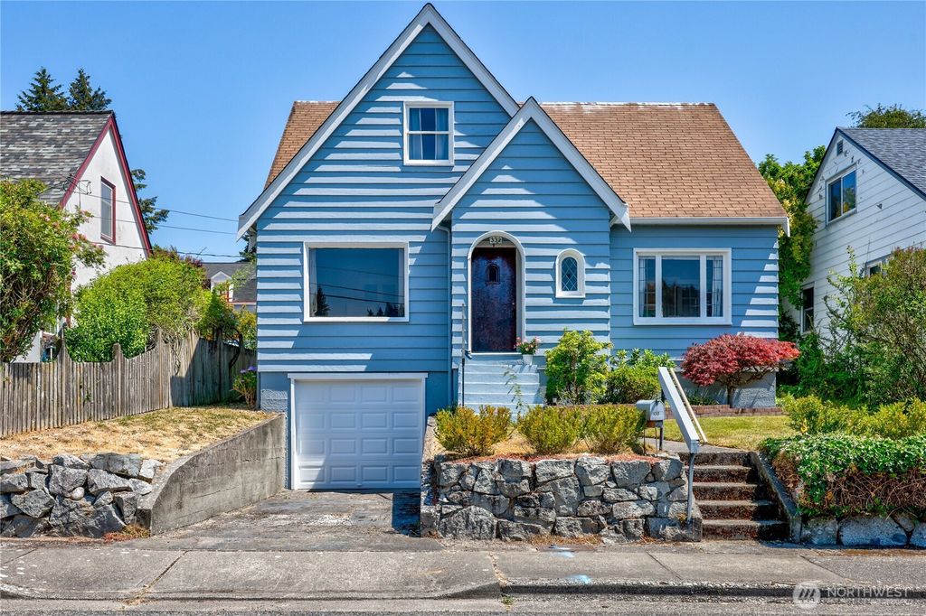 332 Bryan Avenue, Bremerton, WA 98312
