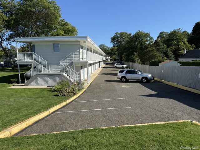 52325 County Road 48 31, Southold, NY 11971