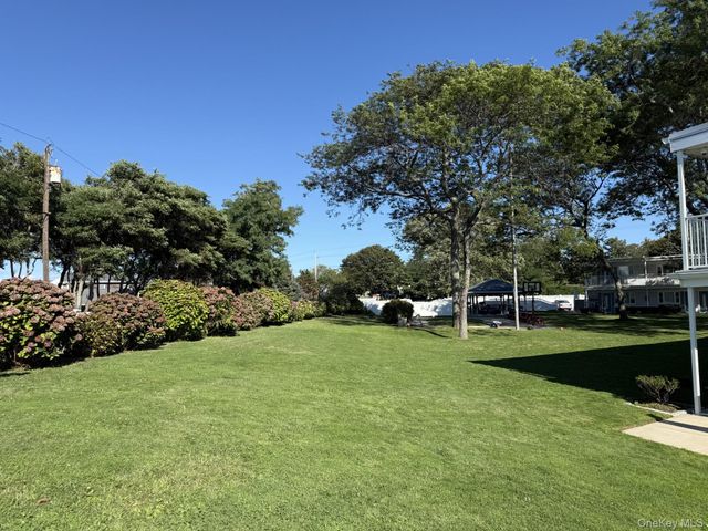 52325 County Road 48 31, Southold, NY 11971