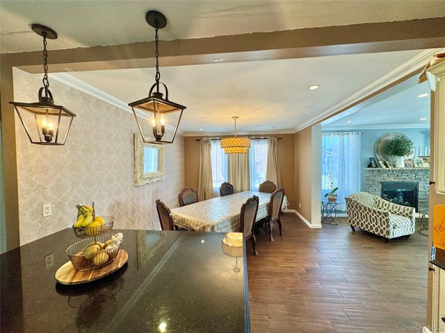 524 Beach 133rd Street, Rockaway Park, NY 11694