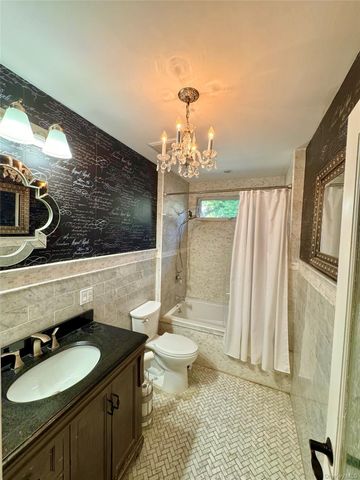 524 Beach 133rd Street, Rockaway Park, NY 11694