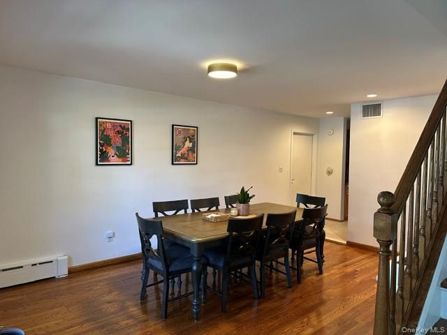 100 Rockywood Road, Manhasset, NY 11030
