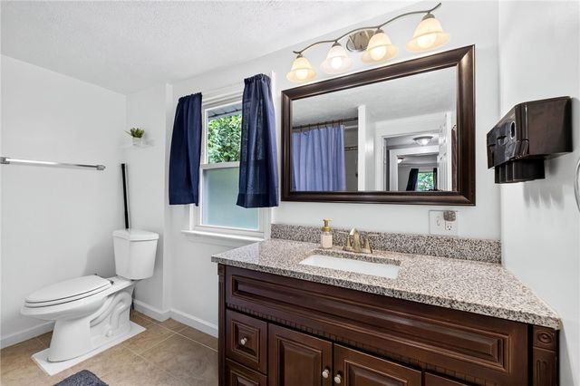 87 Leander Road, Rochester, NY 14612