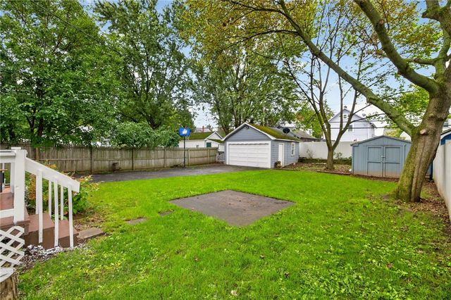 87 Leander Road, Rochester, NY 14612