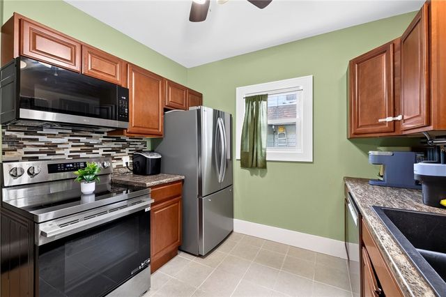 87 Leander Road, Rochester, NY 14612