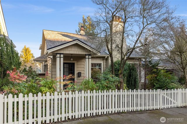 1828 NE Ravenna Boulevard, Seattle, WA 98105