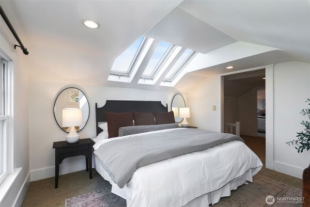 1828 NE Ravenna Boulevard, Seattle, WA 98105