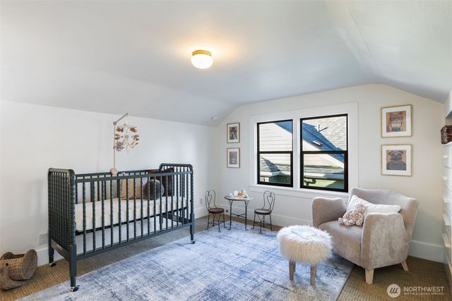 1828 NE Ravenna Boulevard, Seattle, WA 98105