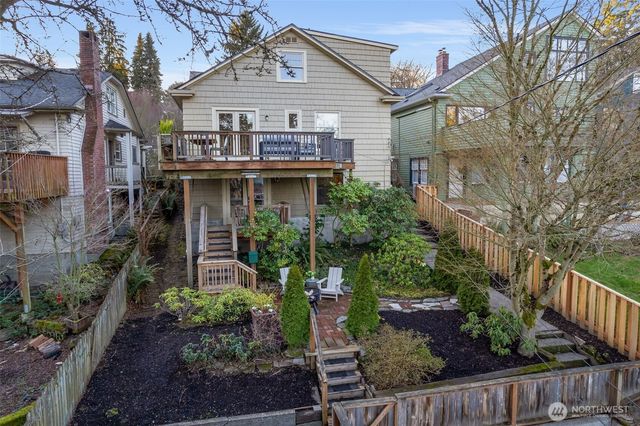 1828 NE Ravenna Boulevard, Seattle, WA 98105