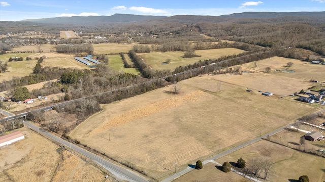 175 Hass Road, Jasper, TN 37347