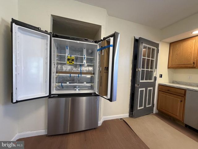 322 NICHOLSON RD, Mount Ephraim, NJ 08059
