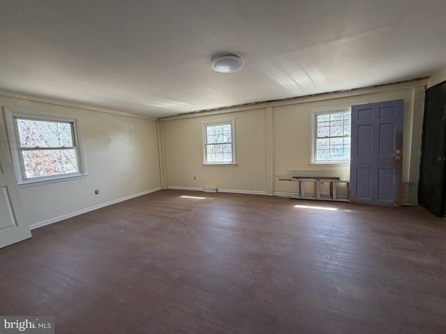 322 NICHOLSON RD, Mount Ephraim, NJ 08059