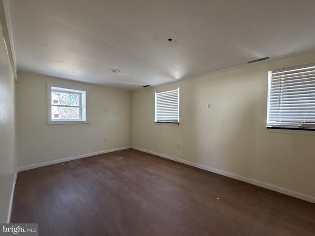 322 NICHOLSON RD, Mount Ephraim, NJ 08059
