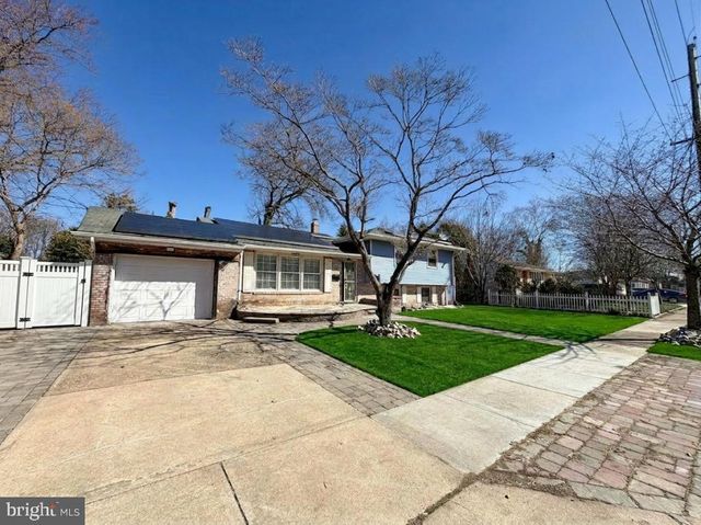 322 NICHOLSON RD, Mount Ephraim, NJ 08059