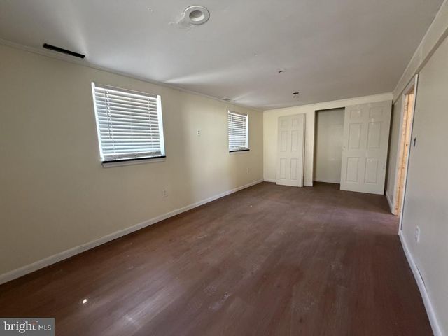 322 NICHOLSON RD, Mount Ephraim, NJ 08059