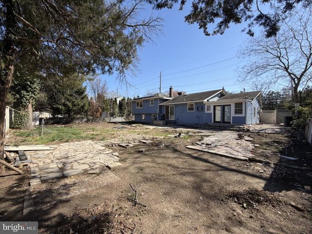 322 NICHOLSON RD, Mount Ephraim, NJ 08059