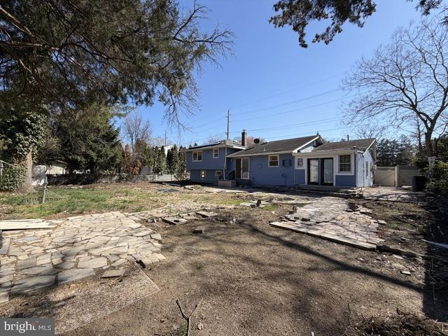 322 NICHOLSON RD, Mount Ephraim, NJ 08059