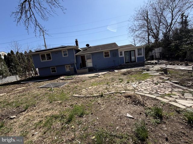 322 NICHOLSON RD, Mount Ephraim, NJ 08059