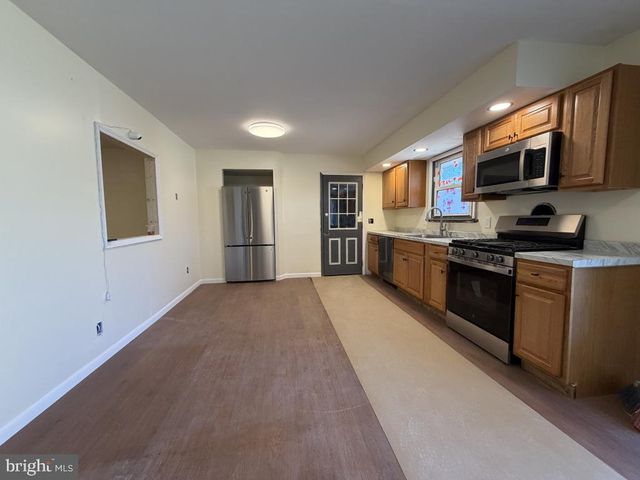 322 NICHOLSON RD, Mount Ephraim, NJ 08059