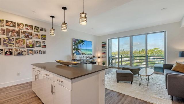 1709 N TAMIAMI TRAIL 408, Sarasota, FL 34234
