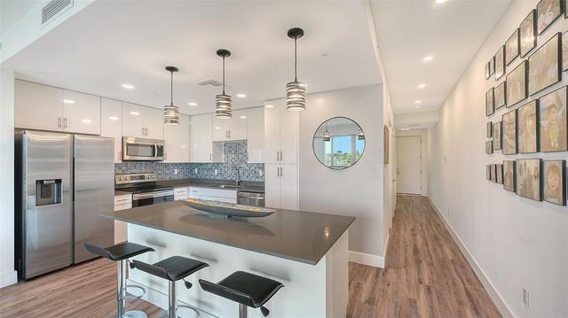 1709 N TAMIAMI TRAIL 408, Sarasota, FL 34234
