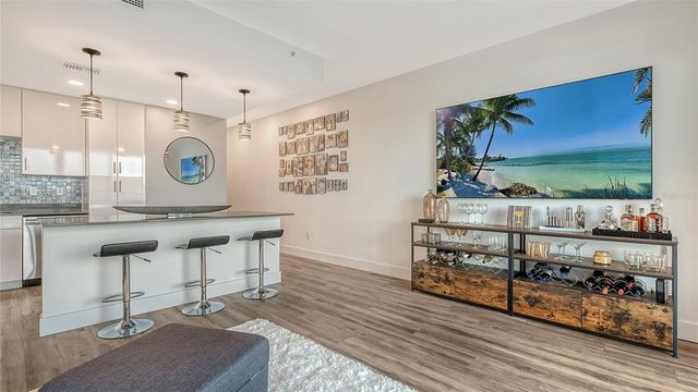1709 N TAMIAMI TRAIL 408, Sarasota, FL 34234