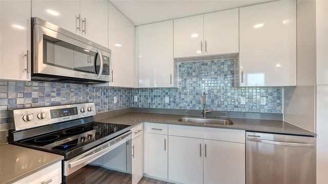 1709 N TAMIAMI TRAIL 408, Sarasota, FL 34234