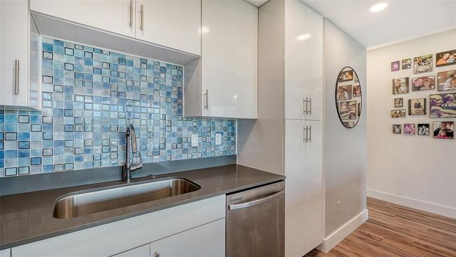 1709 N TAMIAMI TRAIL 408, Sarasota, FL 34234