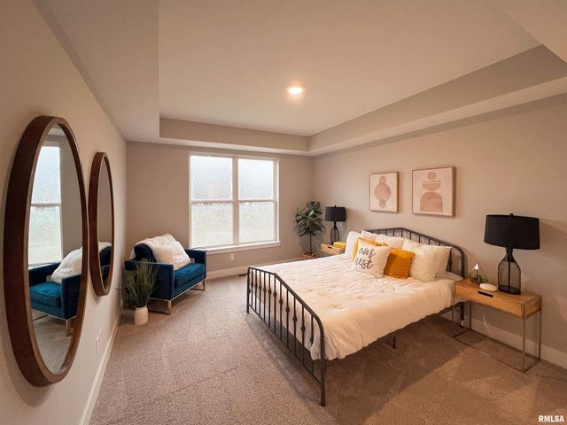 5937 BUTTERFIELD Drive, Bettendorf, IA 52722