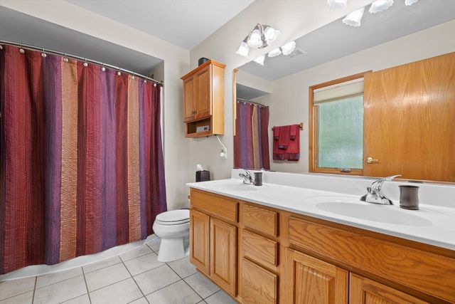 5214 28th STREET, Kenosha, WI 53144