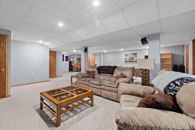 5214 28th STREET, Kenosha, WI 53144