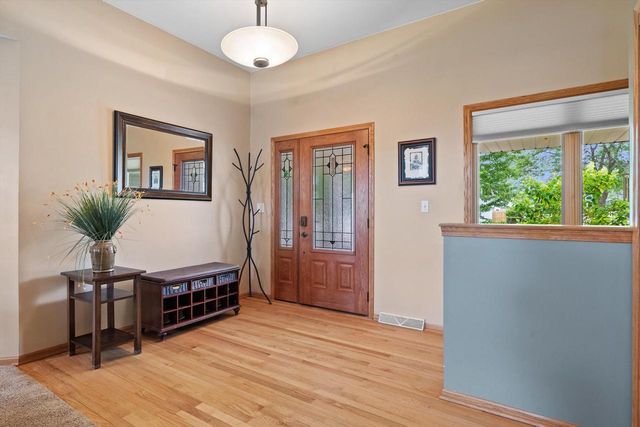 5214 28th STREET, Kenosha, WI 53144