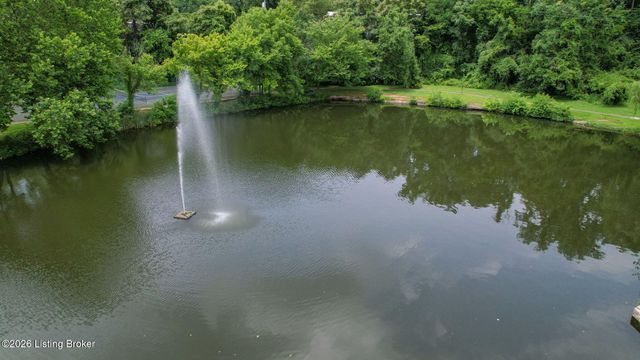 1815 Gardiner Ln APT F52, Louisville, KY 40205