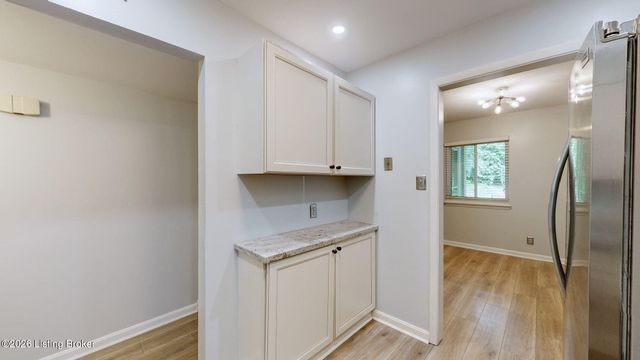 1815 Gardiner Ln APT F52, Louisville, KY 40205